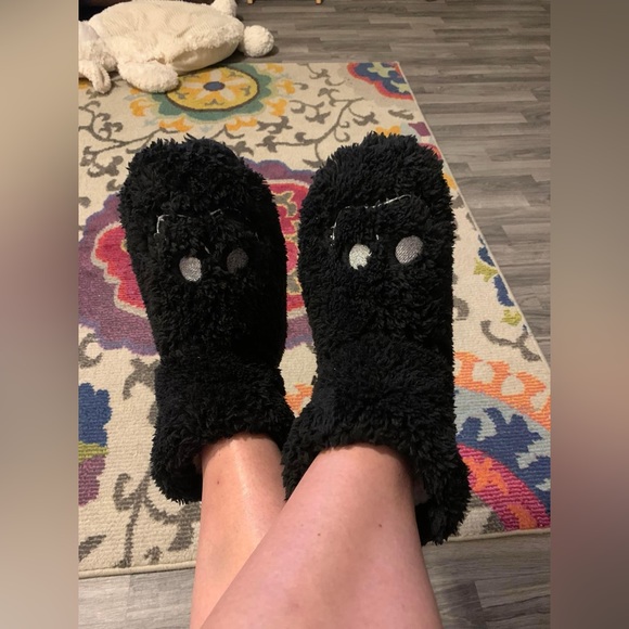 Nightmare Before Christmas Super Soft Cozy Slipper Boots 💀 🖤 - Picture 1 of 1